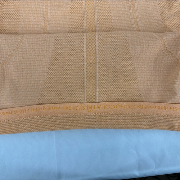 Lululemon Run: Swiftly Long Tech V Neck - Picture 6 of 9